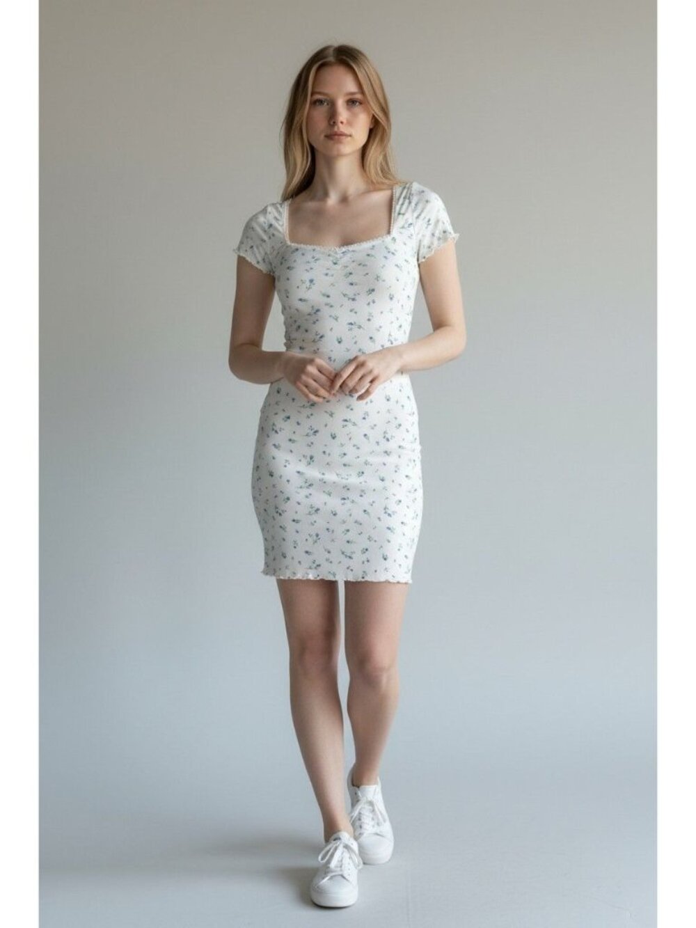 H&M Divided XS White Floral Print Mini Dress With Cap Sleeves & Square Neckline